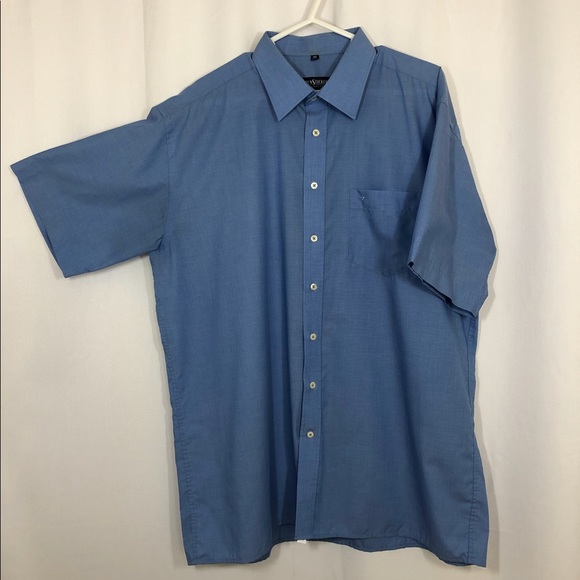 Men’s Short Sleeve Button Down Shirt - Picture 2 of 4